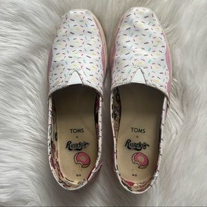 Donut Toms